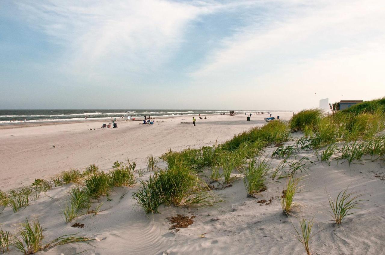 Walk To Beach Coastal Brigantine Condo With Patio! Zewnętrze zdjęcie